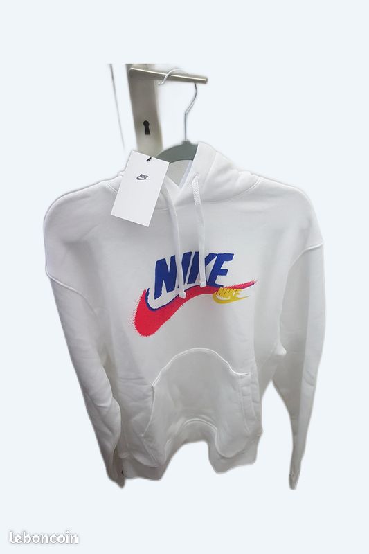 Sweat Nike neuf (image 1)