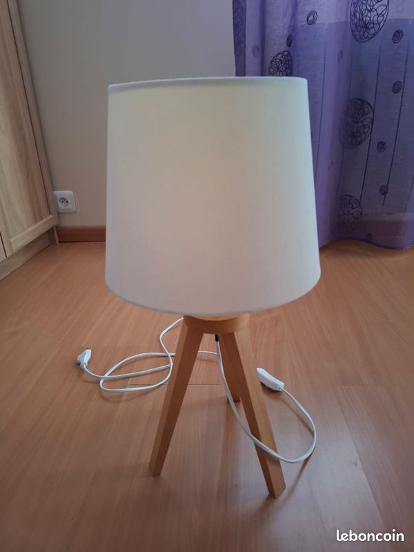 Lampe de chevet (image 1)