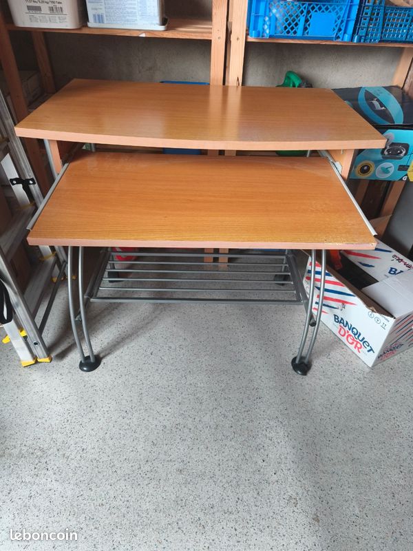 Bureau (image 2)
