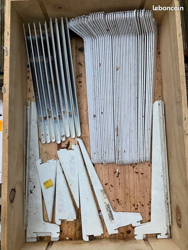 Lot d’équerres pour crémaillères et autres (image 4)