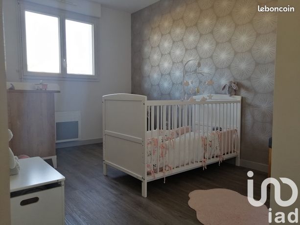 https://img.leboncoin.fr/api/v1/lbcpb1/images/da/f2/c3/daf2c399f14782139dad37cf4ce82115f21cde35.jpg?rule=ad-image