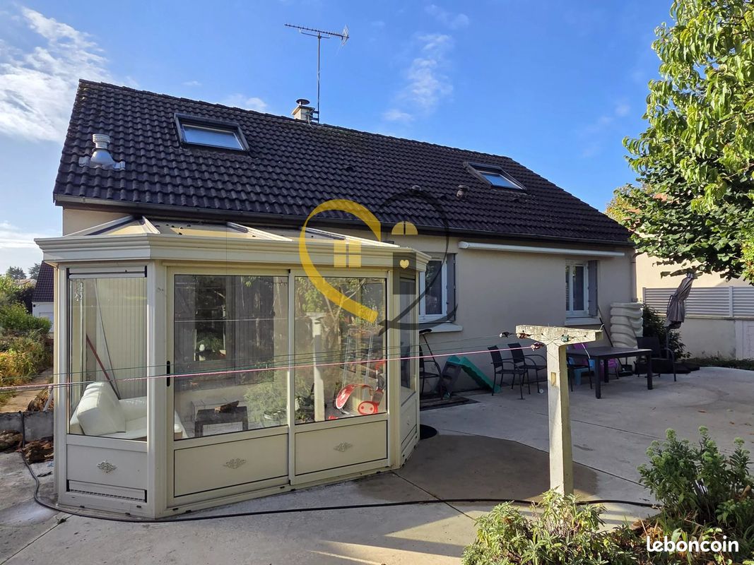 Maison 5 pièces 105 m² · à Bourges · 105 m² · 221 000 €
