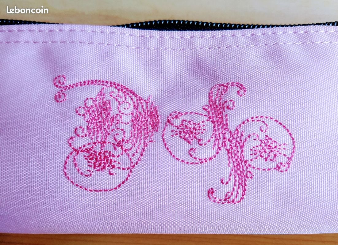 Trousse maquillage rose & blanche (image 3)