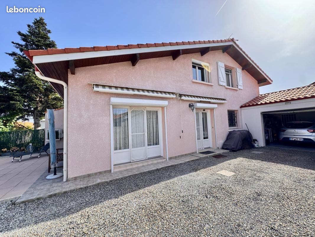 Maison 4 pièces 107 m² · à Dax · 107 m² · 352 000 €