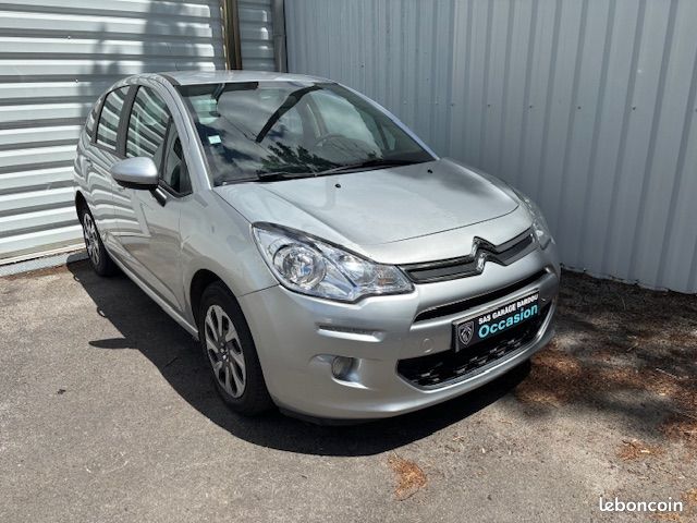 Citroen c3 1.2 puretch 82 ch confort (image 1)