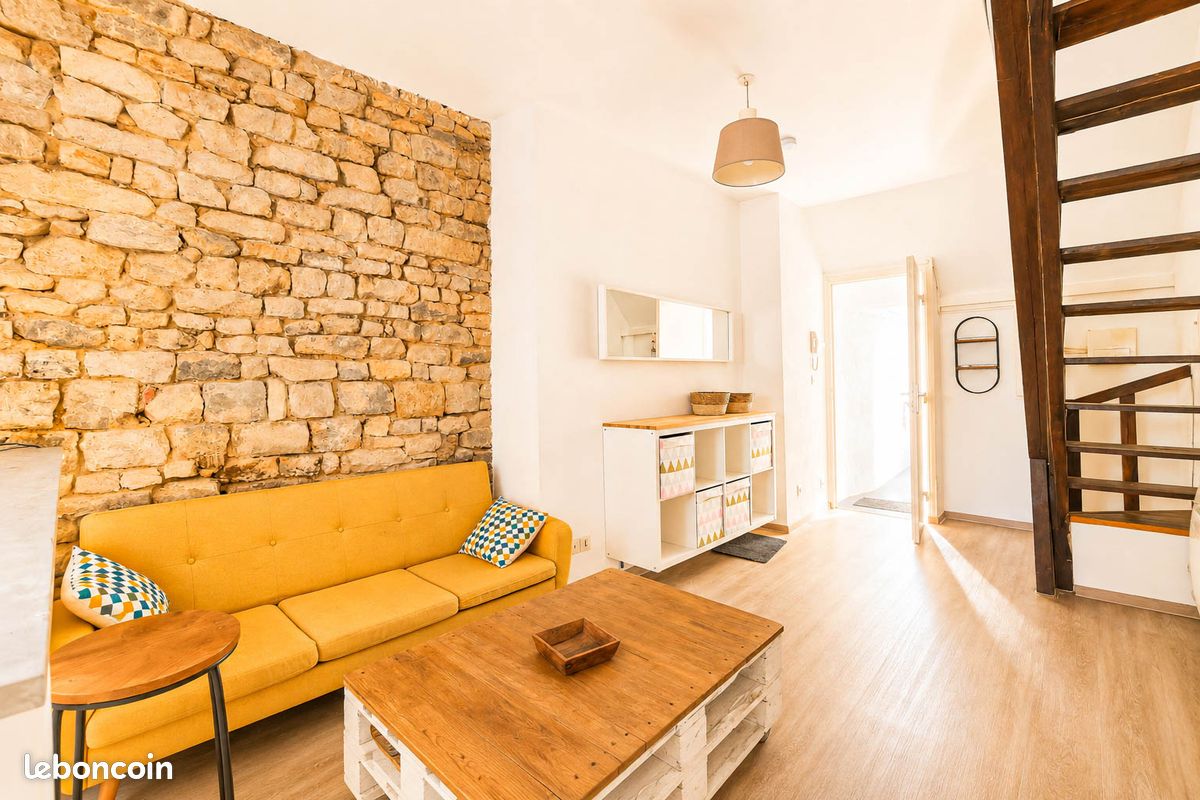 Immeuble 15 pièces 265 m² · à Sedan · 265 m² · 243 000 €
