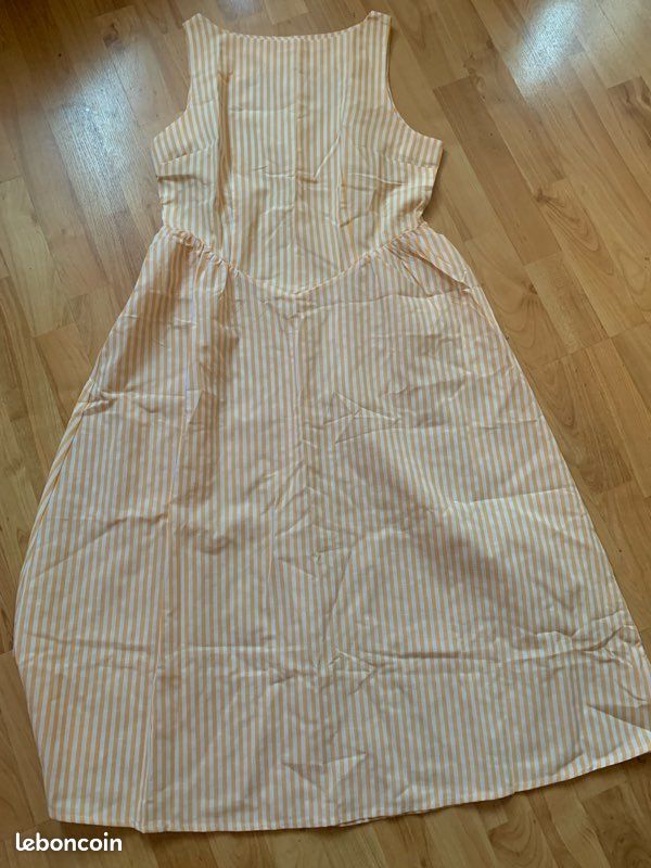 Robe d’été rayée jaune et blanche taille L (image 1)