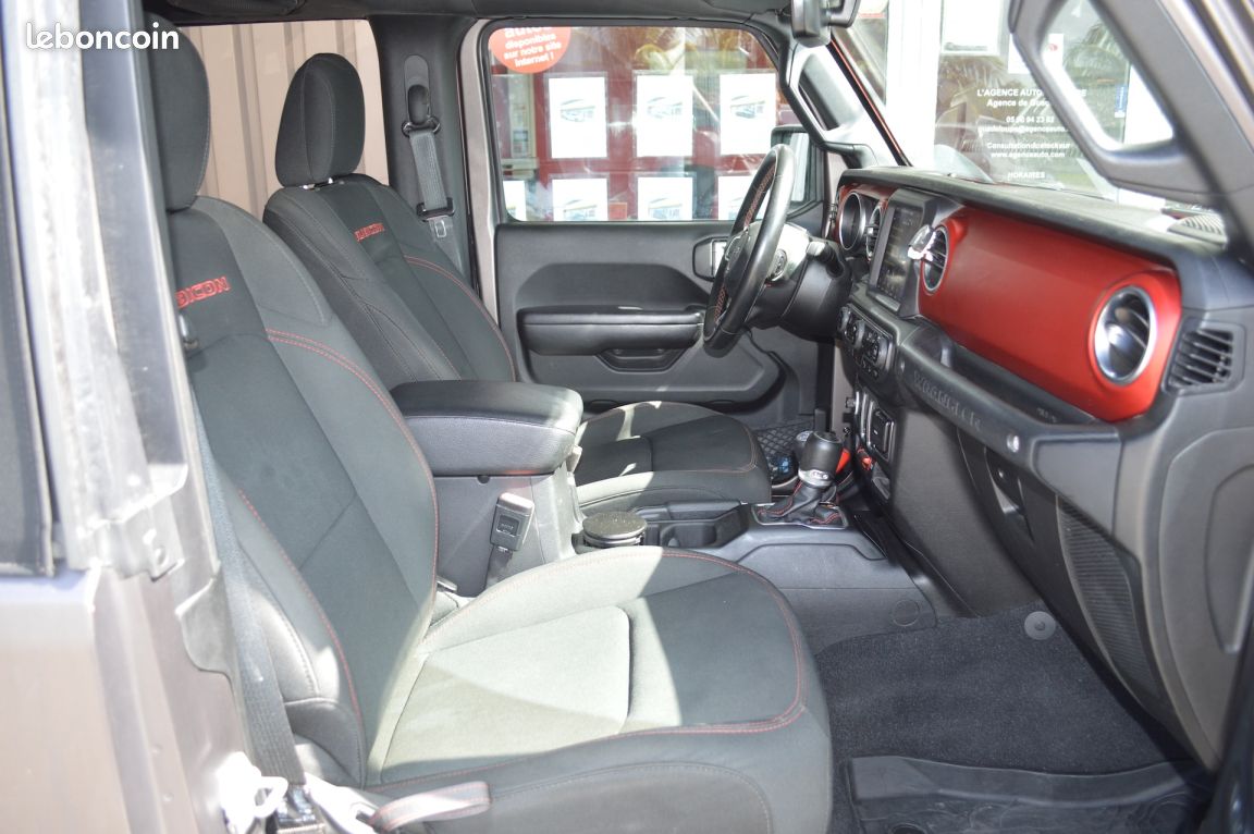 Jeep Wrangler 2.0 l T 272 ch 4x4 BVA8 Rubicon (image 10)