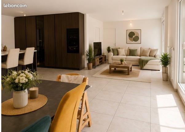 Appartement 7 pièces 130 m² · à Bron · 130 m² · 595 000 €