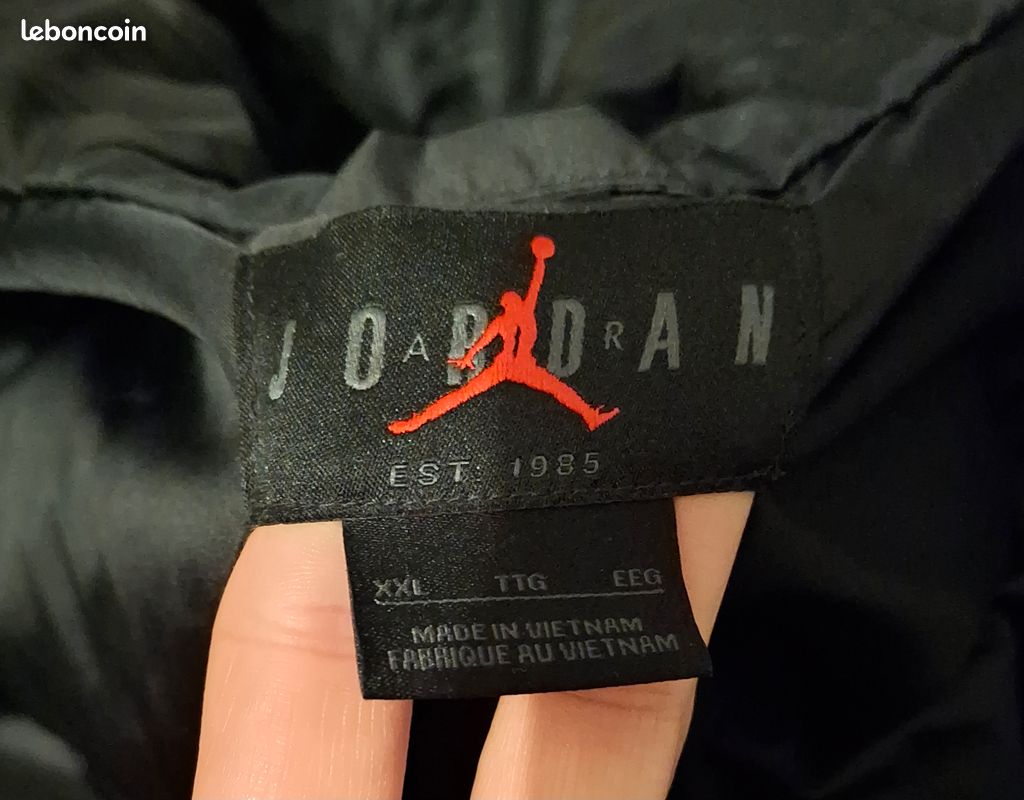 🧥 Doudoune Jordan homme XXL – Neuve – Jamais portée (image 4)