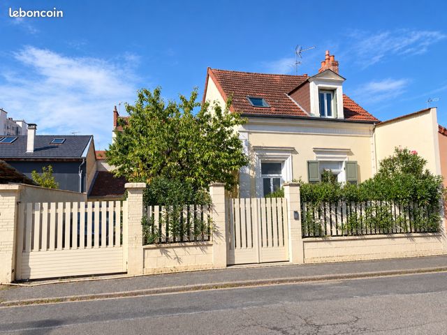 Maison 4 pièces 99 m² · à Vichy · 99 m² · 295 000 €
