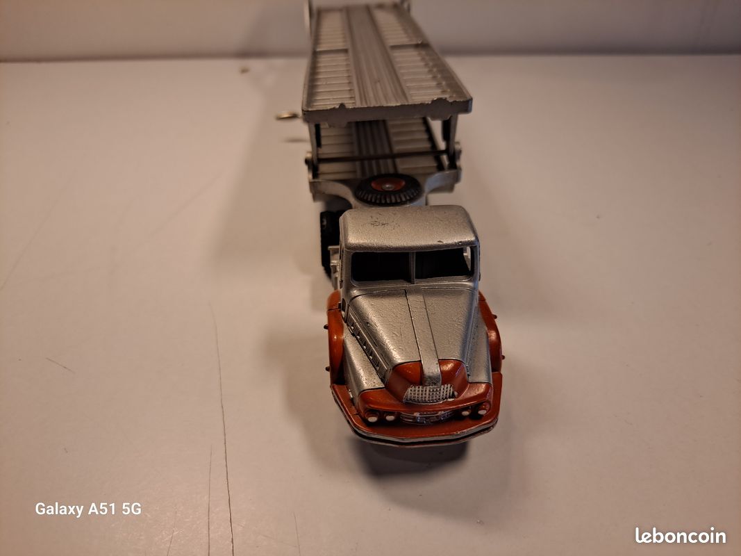 Two French Dinky Supertoys diecast models to include 39A Tracteur Unic et semi-remorque porte-voitur