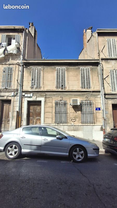 Appartement 3 pièces 69 m² · à Marseille · 69 m² · 125 000 €