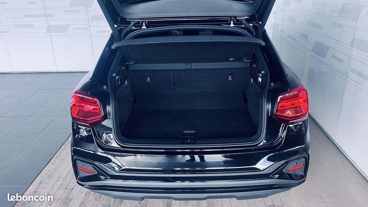 AUDI Q2 35 TFSI 150 S tronic 7 S line Plus (image 16)