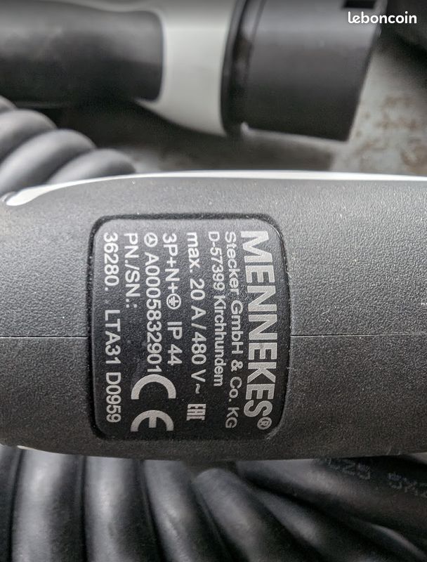 Cable de Charge pour Wallbox & Bornes de Charge Publiques Mercedes 20A Mode 3 (image 2)