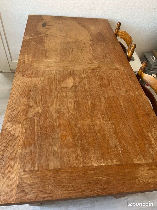 Ensemble table et 4 chaises (image 2)
