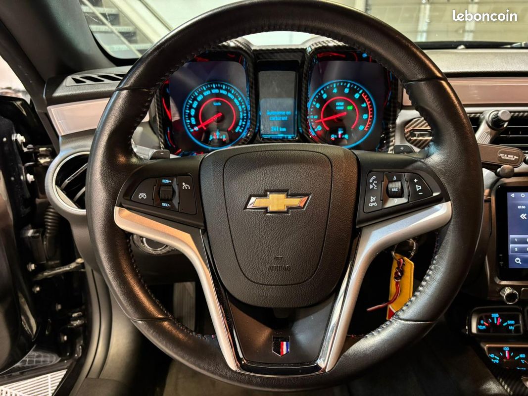 CHEVROLET CAMARO Coupé 6.2 V8 - 400CV 2012 - 45th ANNIVERSARY - PACK CARBONNE INTERIEUR - LIGNE SUR MESUR (image 20)