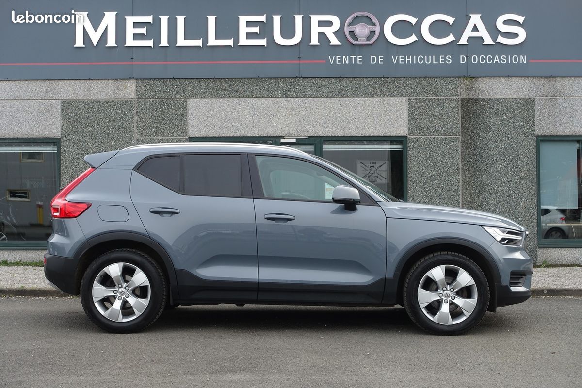 XC40 D3 2.0 Geartronic 150ch Momentum Cuir/Gps Europe/Caméra de recul/Full LED/Accès confort/Régulateur/Carplay/Hayon électrique/1*Main/Garantie 12 mois (image 4)