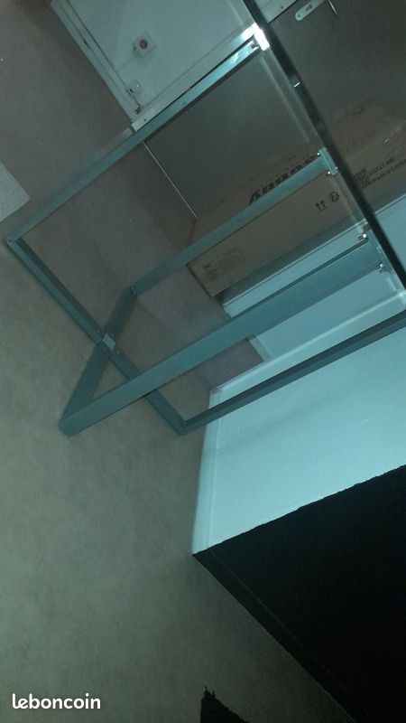 Table carré (image 2)