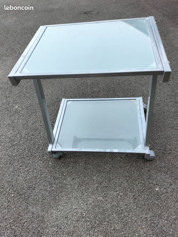 Table pour ordinateur (image 1)