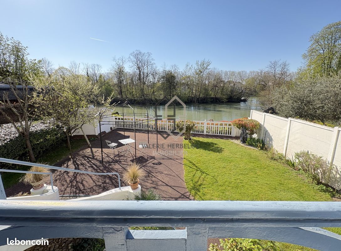 Maison 5 pièces 160 m² · à Chennevières-sur-Marne · 160 m² · 779 000 €