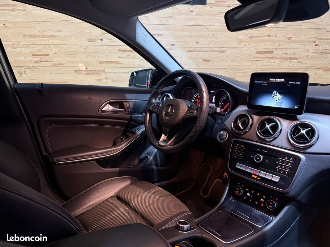 MERCEDES GLA 200 d 7-G DCT Sensation - Caméra - Hayon - Entretien Mercedes - Garantie 12 Mois (image 8)