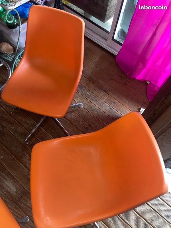 Table et chaises vintage (image 8)