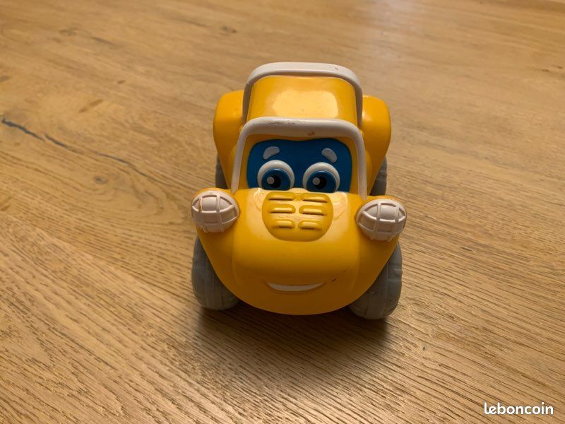 Voiture sonore - Bastien Clementoni (image 1)