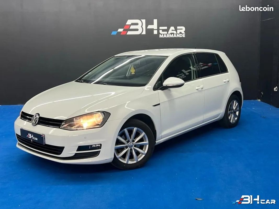 Volkswagen Golf 7 (5 portes) VII 1.6 TDI 105ch BlueMotion Technology FAP Lounge BVM5 (image 1)