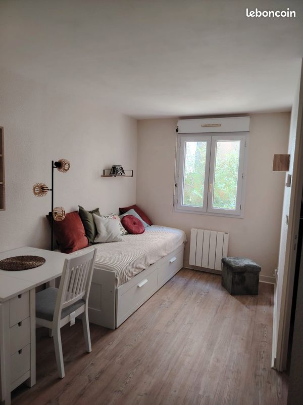 Appartement 1 pièce 17 m² · à Laval · 17 m² · 340 €