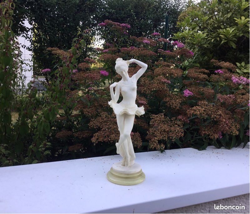 Statuette danseuse (image 1)