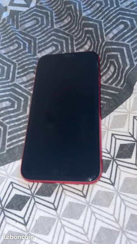 IPhone 11 (image 1)