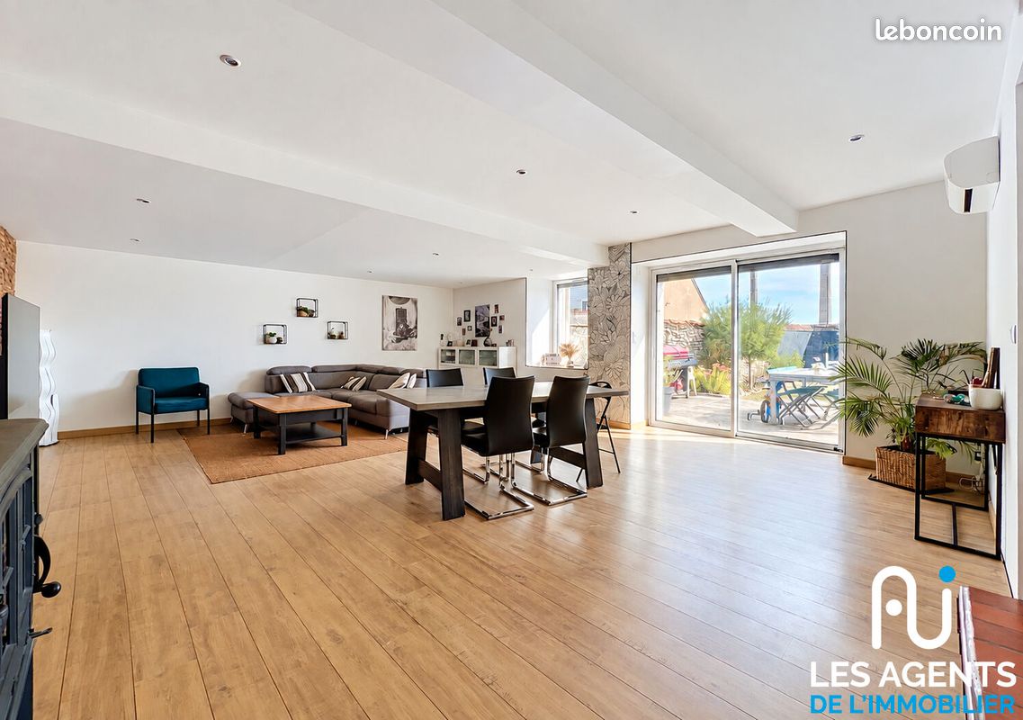 Maison 5 pièces 147 m² · à Baccon · 147 m² · 244 900 €