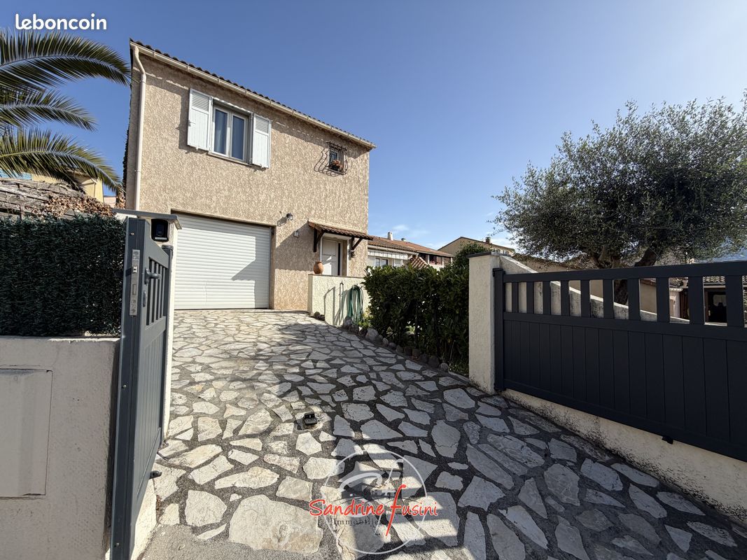 Maison 4 pièces 98 m² · à Carros · 98 m² · 440 000 €