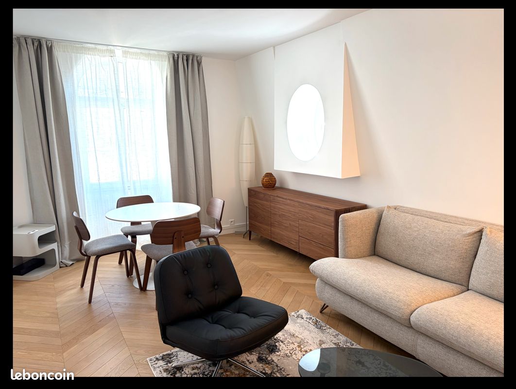 Appartement 2 pièces 46 m² · à Versailles · 46 m² · 1 580 €