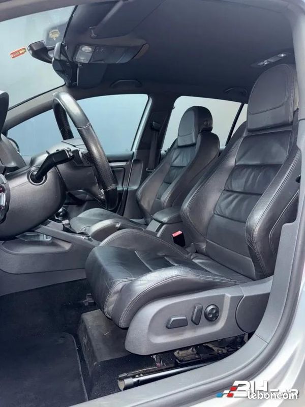 Volkswagen Golf 3.2 R32 250cv 4MOTION DSG BVA (image 12)