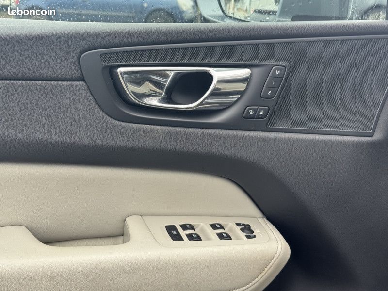 Volvo XC60 D5 ADBLUE AWD 235 CH INSCRIPTION LUXE GEARTRONIC (image 22)