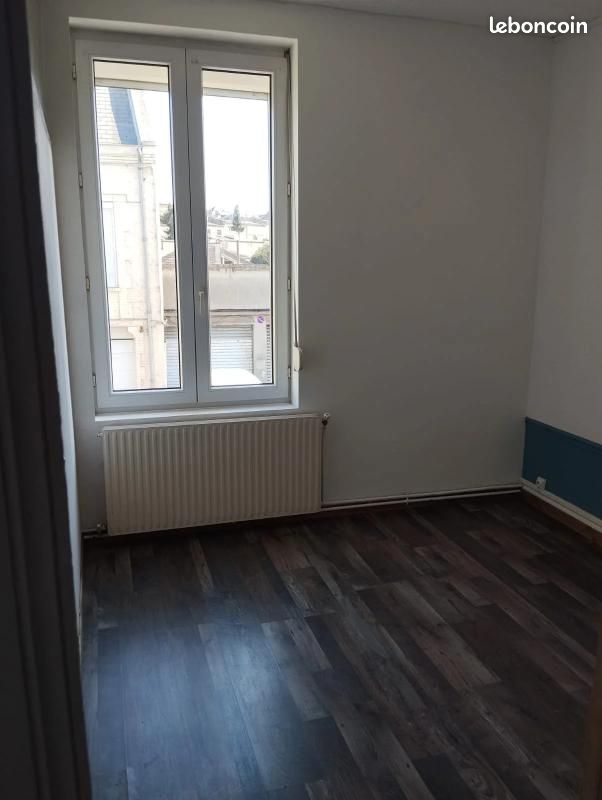 Appartement 3 pièces 59 m² · à Saint-Quentin · 59 m² · 450 €