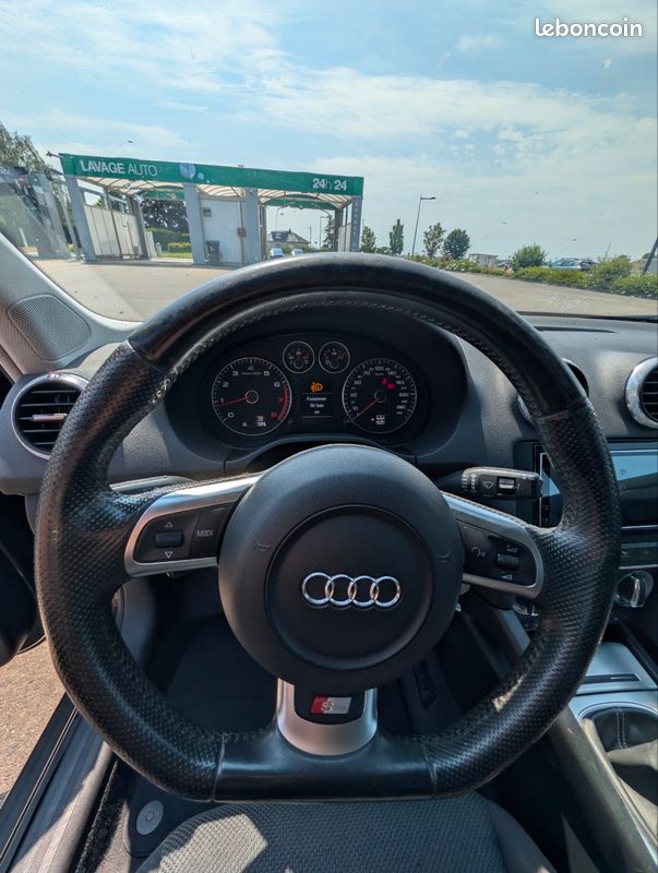 AUDI A3 Sportback Sline 2.0 TFSI 200ch (image 6)