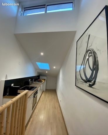 Location Maison Village 79m2 4 pièces 4 niveaux CERET centre ville