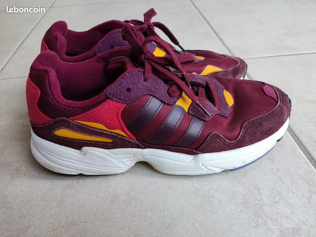 Baskets Adidas Yung-96 Taille 44 Chaussures Chaussures