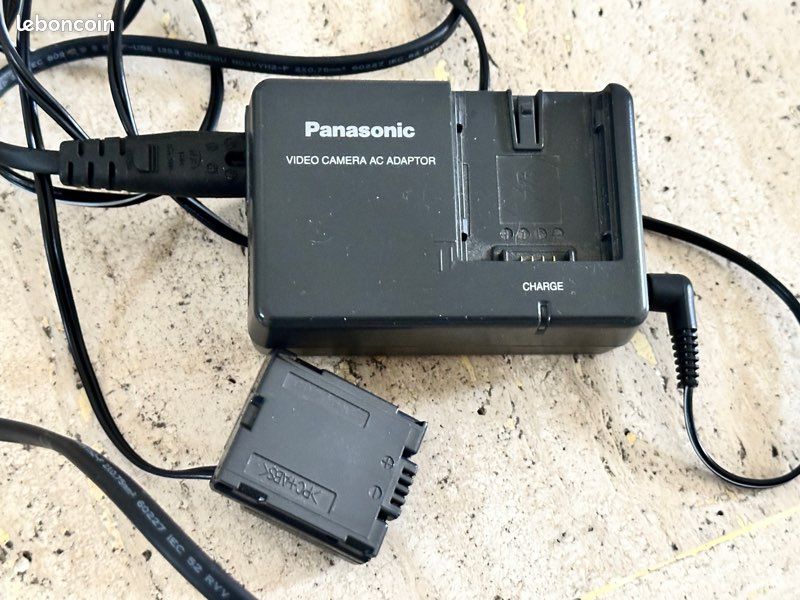 Câble D'alimentation Pour Caméscope Panasonic VDR-D51 / D50P - 11 Cm, Neuf, Référence Vhbw
