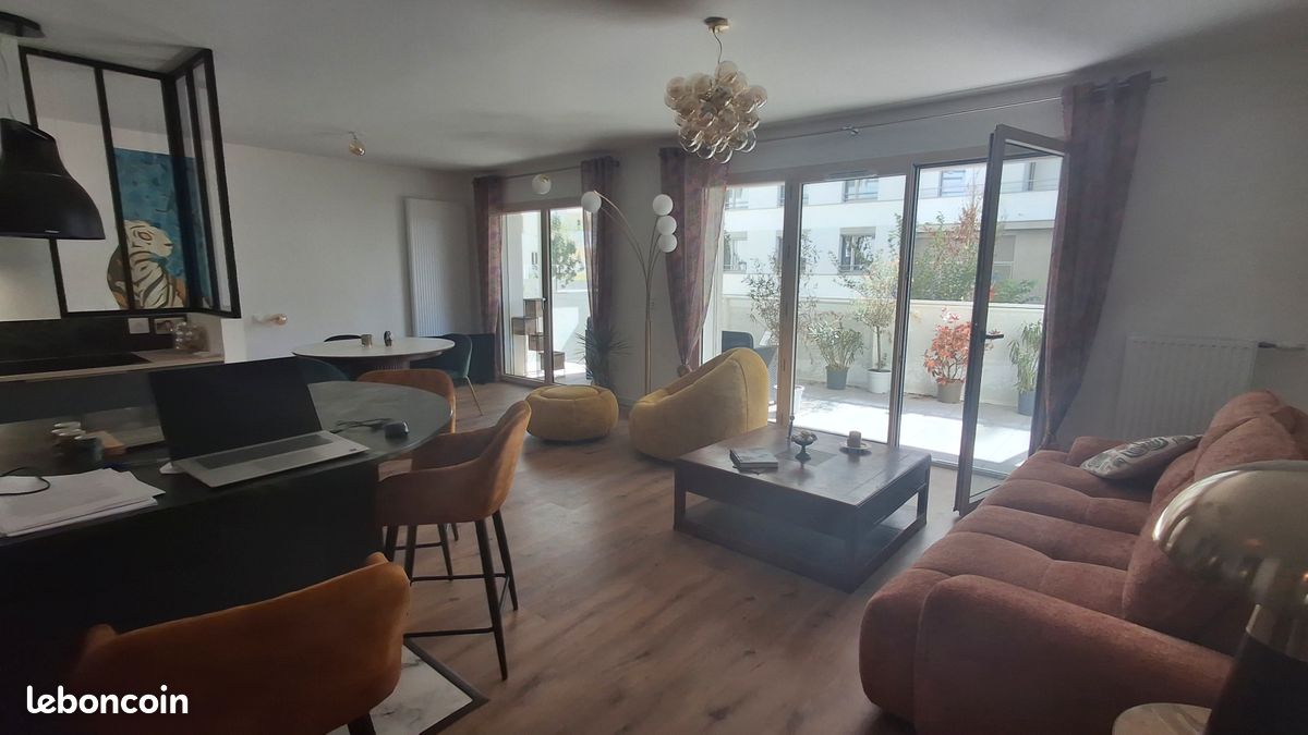 Appartement 5 pièces 91 m² · à Annecy · 90,6 m² · 585 000 €