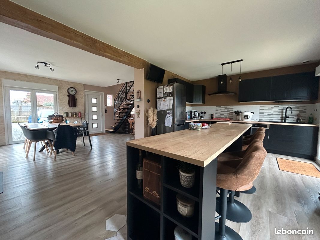 Maison 6 pièces 120 m² · à Bois-Bernard · 120 m² · 250 000 €