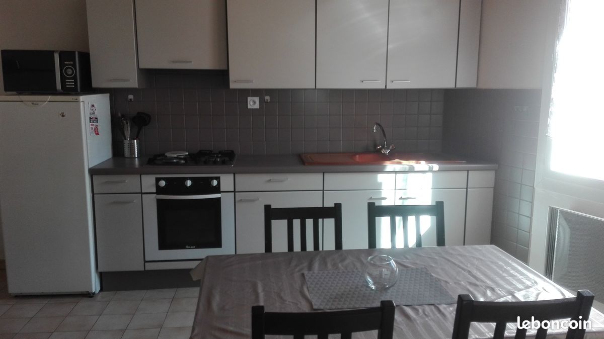 Appartement 2 pièces 33 m² · à Gréoux-les-Bains · 33 m² · 600 €