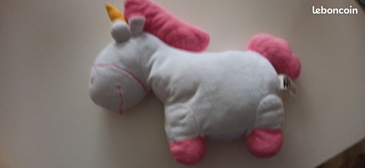 Moi Moche Et Méchant Licorne Minion Peluche Licorne Auchan Peluche