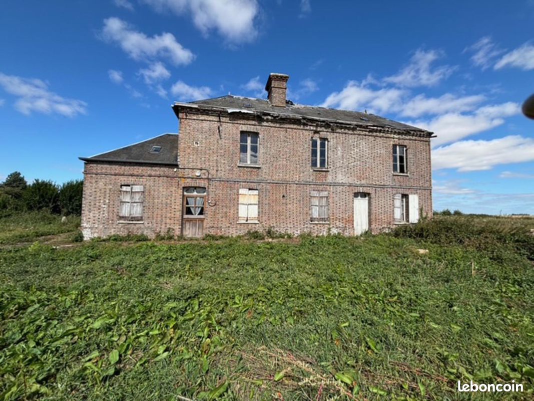 Maison 185 m² · à Barquet · 185 m² · 95 000 €