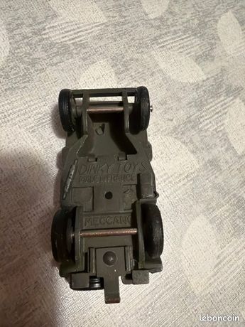 Lot De 12 Véhicules Militaires Anciens En Métal – 10 Solido Et 2 Dinky Toys, échelle 1:2