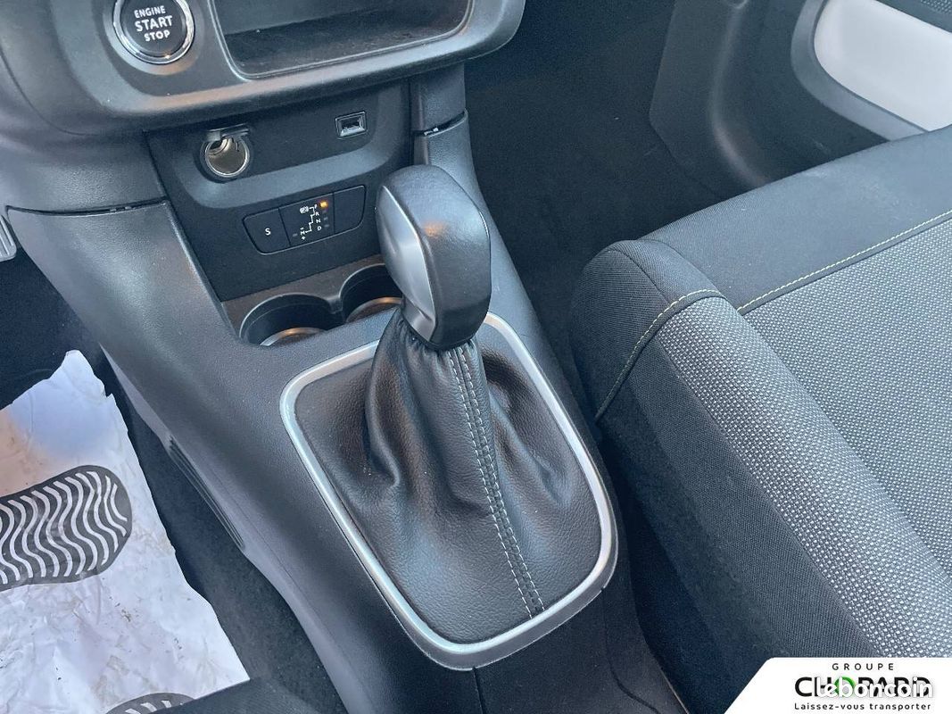 CITROEN C3 PureTech 110 S&S EAT6 Shine (image 21)