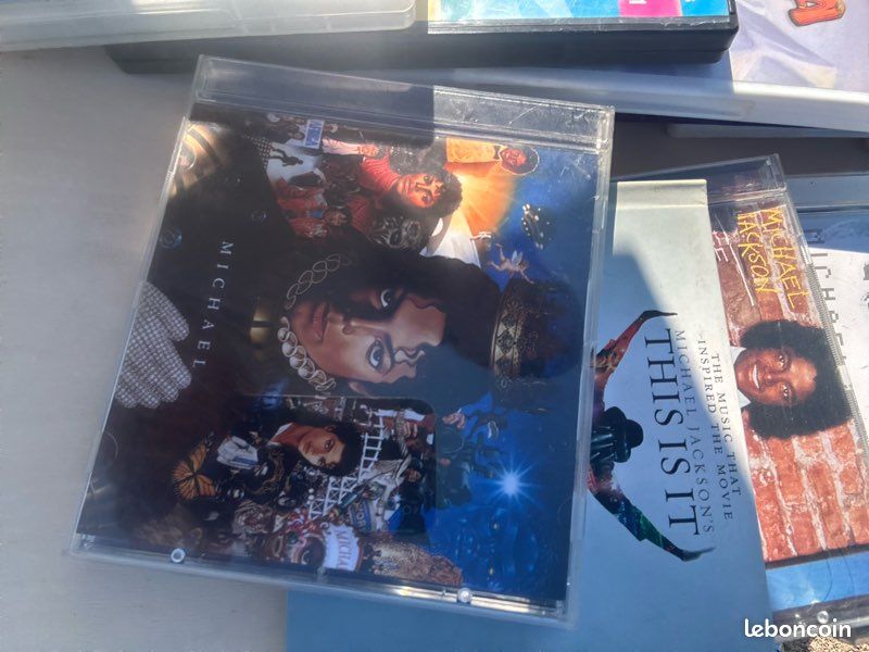 9 CD Mickael jackson (image 4)